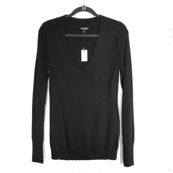 Express Sweaters - Express NWT Black V-neck sweater